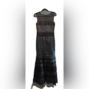 NWT Kay Unger gown size 6 black dress with ruffles